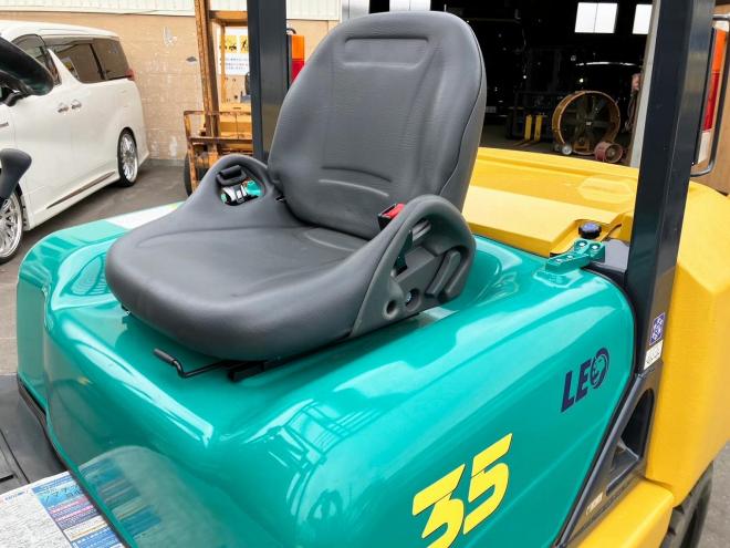 フォークリフトコマツ　中古　FD35NW-8　ディーゼルフォークリフト