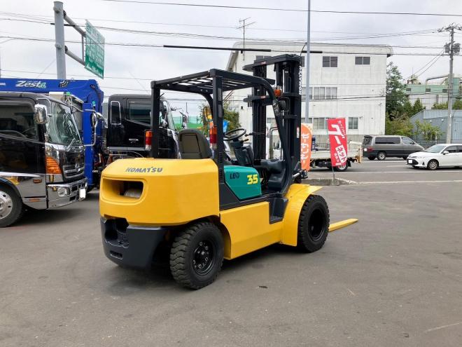 フォークリフトコマツ　中古　FD35NW-8　ディーゼルフォークリフト
