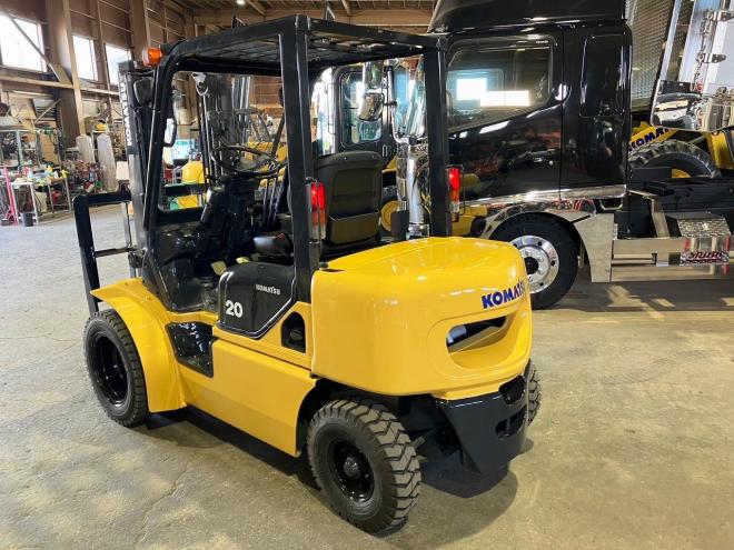 フォークリフトコマツ　中古　FD20LT-12　ヒンジ付