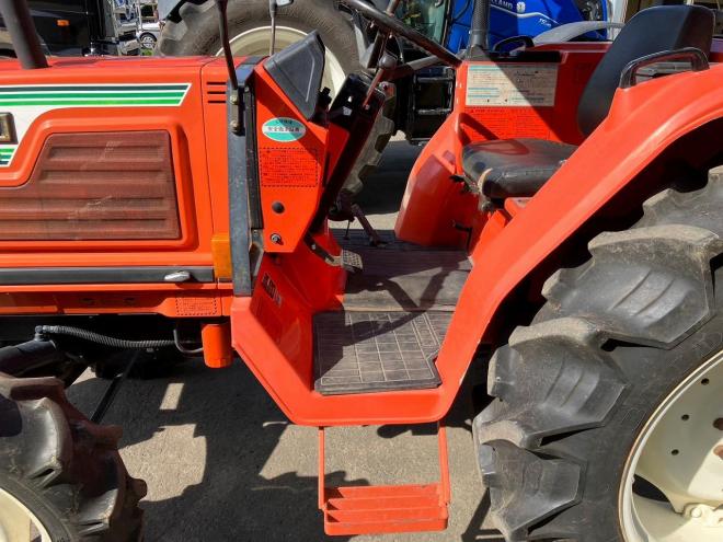 トラクターヒノモト　中古　N329