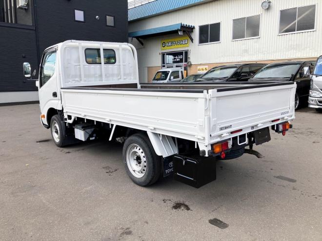 トヨエース中古　4WD　平ボディ　小型トラック
