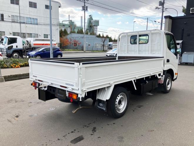 トヨエース中古　4WD　平ボディ　小型トラック