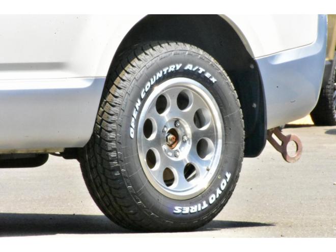 デリカD：5　Dパワーパッケージ　４ＷＤ　本州仕入　アクティブギア仕様　新品アルミ／ＴＯＹＯタイヤＡ／Ｔ　新品フロアマット　ディスプレイオーディオ　パワスラ　ＥＴＣ　ディーゼルターボ　寒冷地仕様