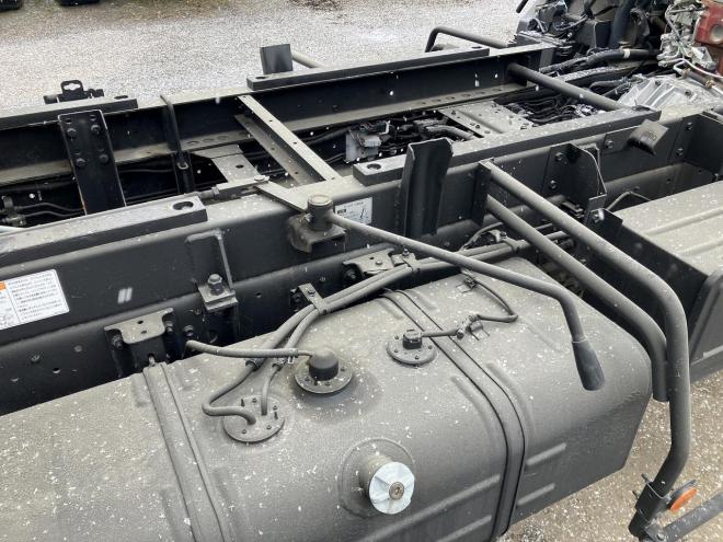 デュトロ中古　ワイドファームダンプ　4WD　小型トラック