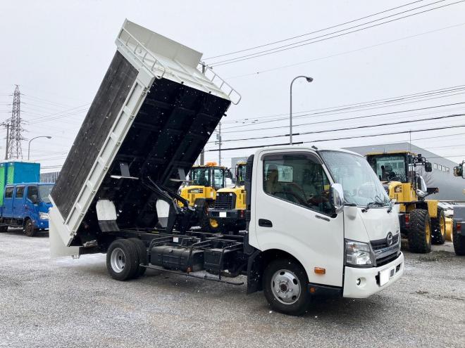 デュトロ中古　ワイドファームダンプ　4WD　小型トラック