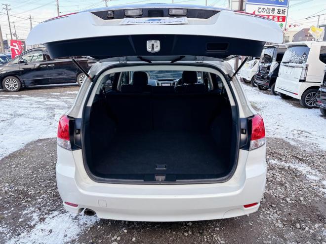 レガシィツーリングワゴン2.5i LパッケージLTD 4WD　ローンが不安な方＜優遇ローン＞１年保証 本州仕入 社外ナビ　Ｂカメラ　フルセグTV 4WD 2500 5Dr