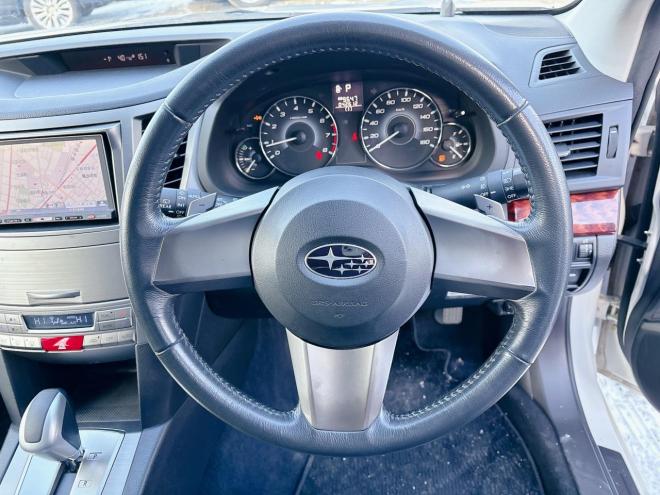 レガシィツーリングワゴン2.5i LパッケージLTD 4WD　ローンが不安な方＜優遇ローン＞１年保証 本州仕入 社外ナビ　Ｂカメラ　フルセグTV 4WD 2500 5Dr