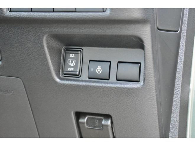 デリカミニＴプレミアム　４ＷＤ　届出済未使用車　前後デリカエンブレム　両側電動スライドドア　シート／ステアリングヒーター　全周囲カメラ