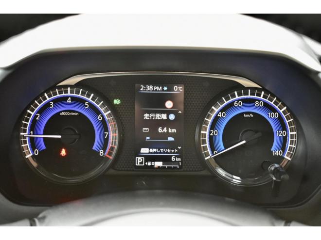 デリカミニＴプレミアム　４ＷＤ　届出済未使用車　前後デリカエンブレム　両側電動スライドドア　シート／ステアリングヒーター　全周囲カメラ