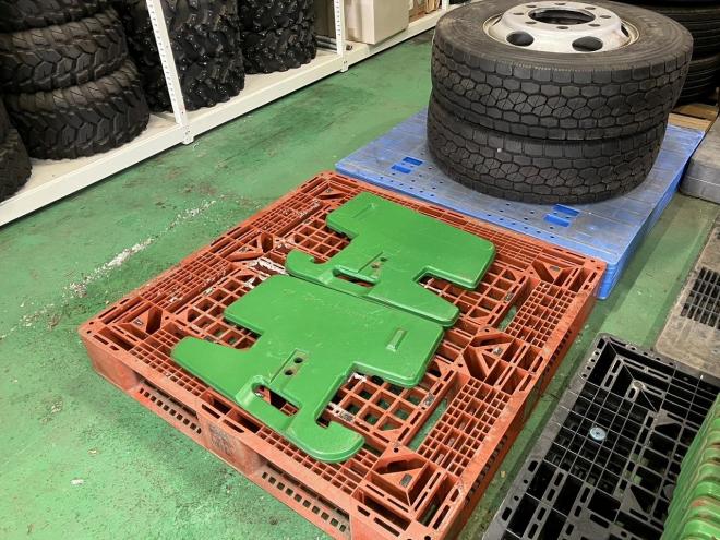 その他ジョンディア　中古　50kgウェイト　2枚　農機具