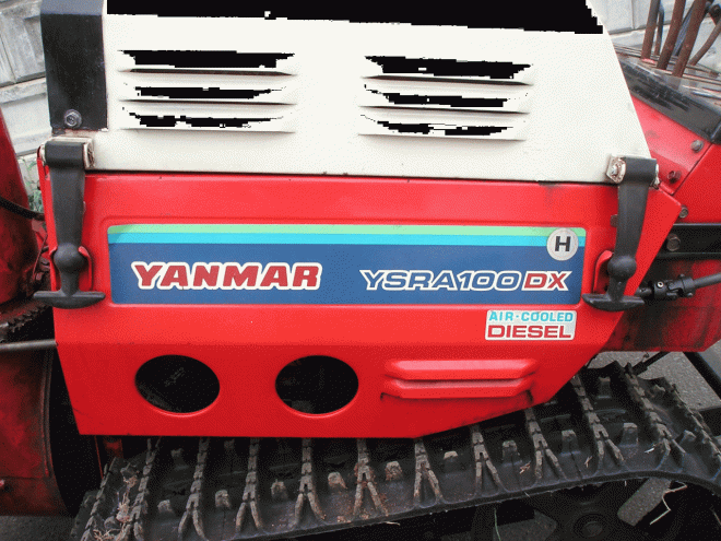 除雪機ヤンマー10馬力除雪機　デイーデルエンジン　クローラー新品交換済み（両方）整備済み