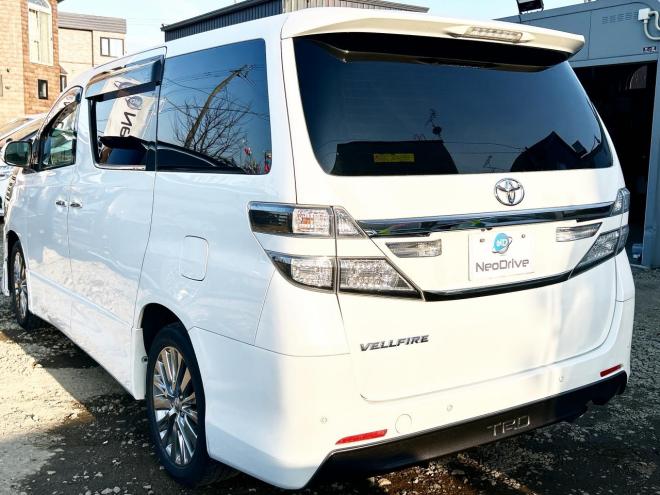 ヴェルファイア2.4Zゴールデンアイズ 4WD　ローンが不安な方＜優遇ローン＞両側パワスラ　TRDエアロ　パワーバック 4WD