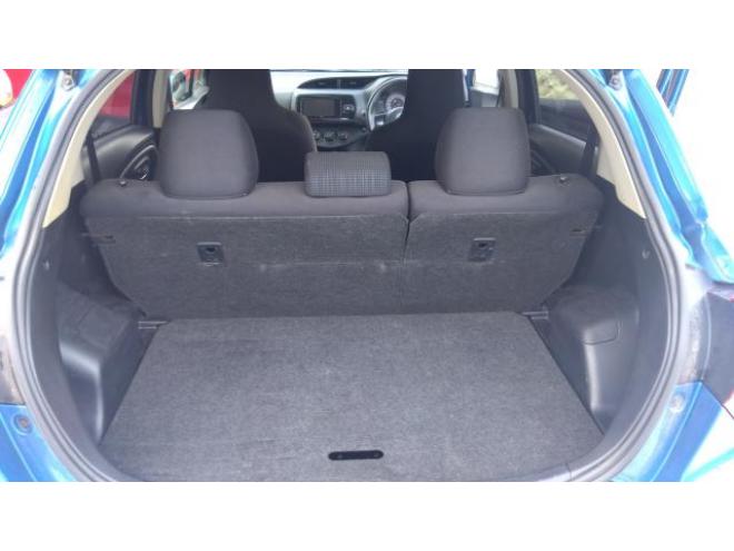 ヴィッツ1.3F ４ＷＤ 4WD ワンオーナー