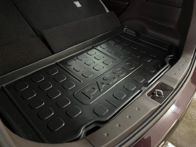 パッソ１．０Ｘ　クツロギ　本州仕入　ワンオーナー　禁煙車　ＷＡＫＯＳバリアスコーティング済　スタッドレスタイヤ付　純正ナビ（ワンセグ地デジ　Ｂｌｕｅｔｏｏｔｈオーディオ対応）＋バックカメラ　ＧＳユアサ製新品バッテリー付　エンジンスターター　スマートキー　フロントガラス熱線　ヘッドライトレベライザー　タイミングチェーン車 4WD 1000 5Dr