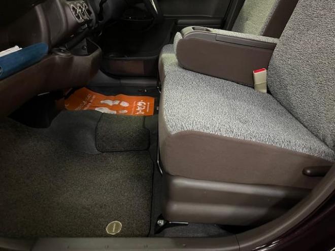 パッソ１．０Ｘ　クツロギ　本州仕入　ワンオーナー　禁煙車　ＷＡＫＯＳバリアスコーティング済　スタッドレスタイヤ付　純正ナビ（ワンセグ地デジ　Ｂｌｕｅｔｏｏｔｈオーディオ対応）＋バックカメラ　ＧＳユアサ製新品バッテリー付　エンジンスターター　スマートキー　フロントガラス熱線　ヘッドライトレベライザー　タイミングチェーン車 4WD 1000 5Dr