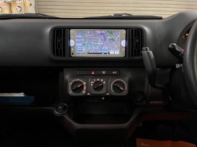 パッソ１．０Ｘ　クツロギ　本州仕入　ワンオーナー　禁煙車　ＷＡＫＯＳバリアスコーティング済　スタッドレスタイヤ付　純正ナビ（ワンセグ地デジ　Ｂｌｕｅｔｏｏｔｈオーディオ対応）＋バックカメラ　ＧＳユアサ製新品バッテリー付　エンジンスターター　スマートキー　フロントガラス熱線　ヘッドライトレベライザー　タイミングチェーン車 4WD 1000 5Dr