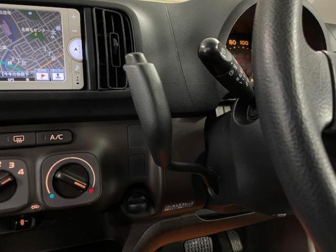 パッソ１．０Ｘ　クツロギ　本州仕入　ワンオーナー　禁煙車　ＷＡＫＯＳバリアスコーティング済　スタッドレスタイヤ付　純正ナビ（ワンセグ地デジ　Ｂｌｕｅｔｏｏｔｈオーディオ対応）＋バックカメラ　ＧＳユアサ製新品バッテリー付　エンジンスターター　スマートキー　フロントガラス熱線　ヘッドライトレベライザー　タイミングチェーン車 4WD 1000 5Dr