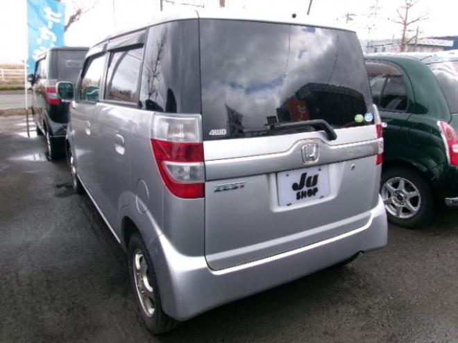 ゼストD 4WD 660 5Dr