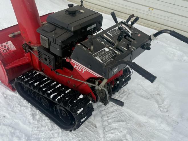 除雪機ヤナセ 890HST 9馬力 ガソリン 家庭用 クローラ新品！