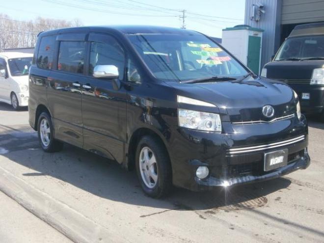 ヴォクシーZXキラメキ２　４WD 2000 5Dr