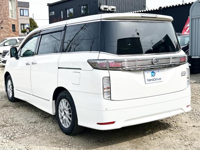 エルグランド2.5 250ハイウェイスターSアーバンC 4WD　ローンが不安な方＜優遇ローン＞　本州仕入　エアロ　寒冷地 後席モニター
