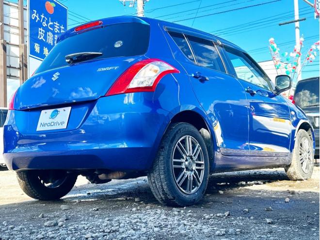 スイフト1.2XG  4WD　ローンが不安な方＜優遇ローン＞USBオーディオ　スマートキー　オートAC 4WD 1200 5Dr