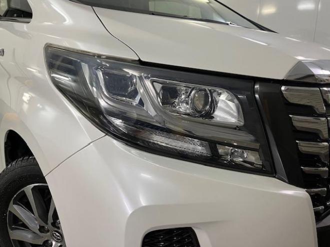 アルファードＳＲ　本州仕入　禁煙車　ＪＢＬサウンド　プリクラッシュ　純正１７インチＡＷ　社外１７ＡＷ＋スタッドレスタイヤ付　純正ナビ（フルセグ地デジ　Ｂｌｕｅｔｏｏｔｈ）＋バックカメラ　全方位パノラミックビューモニター　両側パワースライドドア　純正ブラックハーフレザーシート　クルーズコントロール　電動オットマン　ＬＥＤヘッドライト　純正ドライブレコーダー 4WD 2500 5Dr