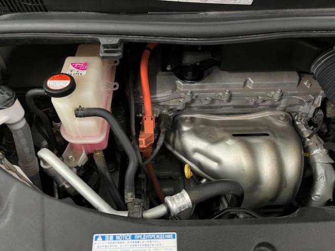 アルファードＳＲ　本州仕入　禁煙車　ＪＢＬサウンド　プリクラッシュ　純正１７インチＡＷ　社外１７ＡＷ＋スタッドレスタイヤ付　純正ナビ（フルセグ地デジ　Ｂｌｕｅｔｏｏｔｈ）＋バックカメラ　全方位パノラミックビューモニター　両側パワースライドドア　純正ブラックハーフレザーシート　クルーズコントロール　電動オットマン　ＬＥＤヘッドライト　純正ドライブレコーダー 4WD 2500 5Dr