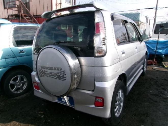 テリオスキッドカスタムX 4WD 660 5Dr