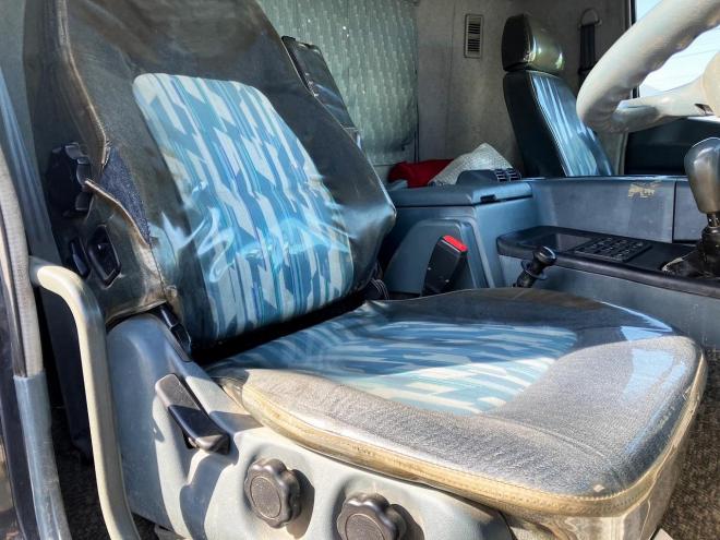 スーパーグレート中古　高床2デフ　4段ラジコンクレーン車　大型トラック