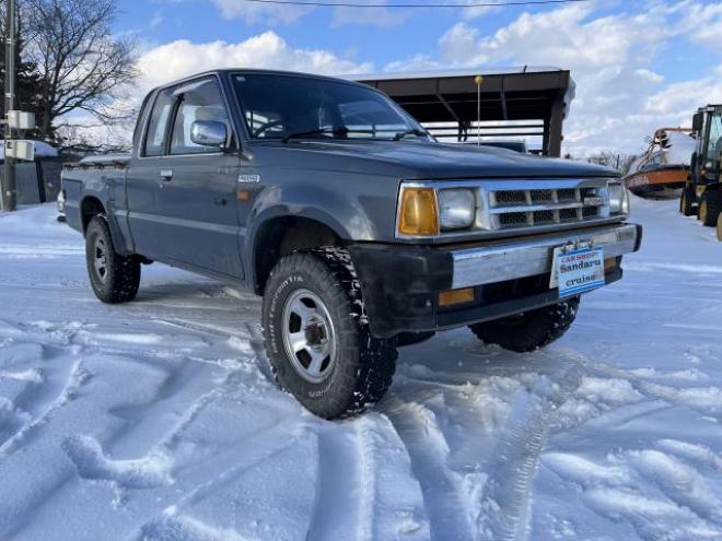 プロシード2.6キャブプラス 4WD 2600 2Dr