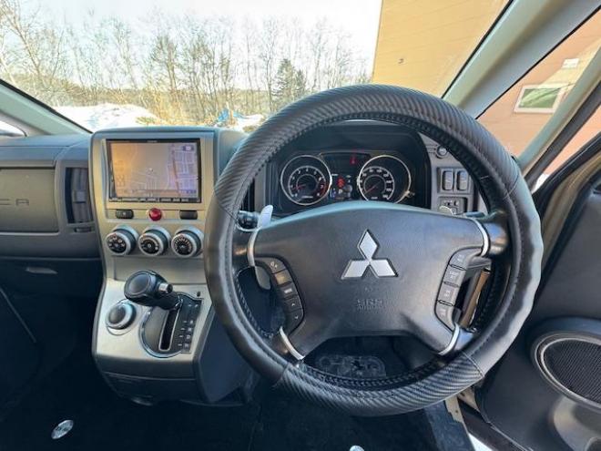 デリカD5　Gパワーパッケージ 4WD 2400 5Dr