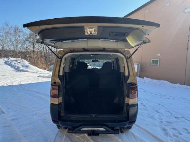 デリカD5　Gパワーパッケージ 4WD 2400 5Dr