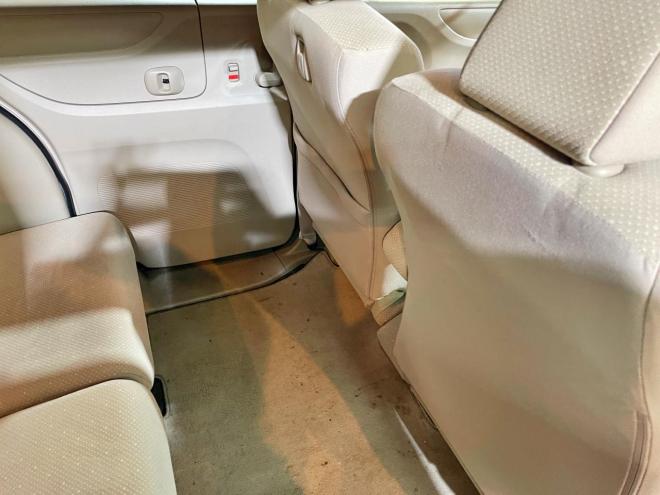 N-BOXG 4WD 5年保証 スマキー ナビTV 寒冷地仕様 禁煙
