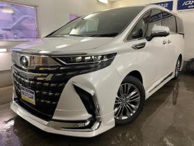アルファード　Ｚ　現行型　本州仕入　ワンオーナー　寒冷地仕様　フルモデリスタスポイラー＆マフラー　左右独立ムーンルーフ　純正１８インチＡＷ　ＴＯＹＯ製新品スタッドレスタイヤ付　両側パワースライドドア　パワーバックドア　純正ディスプレイオーディオナビ（フルセグ地デジ　Ｂｌｕｅｔｏｏｔｈ対応）＋バックカメラ　リアフリップダウンモニター　全方位カメラ　前後ドライブレコーダー　デジタルインナーミラー　純正ブラックレザーシート　イルミルーフスポイラー　カラーヘッドアップディスプレイ 4WD 2500 5Dr