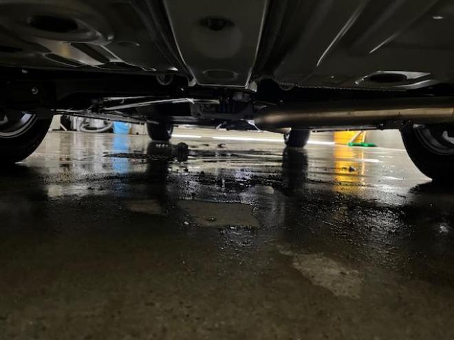 アルファードＺ　現行型　本州仕入　ワンオーナー　寒冷地仕様　フルモデリスタスポイラー＆マフラー　左右独立ムーンルーフ　純正１８インチＡＷ　ＴＯＹＯ製新品スタッドレスタイヤ付　両側パワースライドドア　パワーバックドア　純正ディスプレイオーディオナビ（フルセグ地デジ　Ｂｌｕｅｔｏｏｔｈ対応）＋バックカメラ　リアフリップダウンモニター　全方位カメラ　前後ドライブレコーダー　デジタルインナーミラー　純正ブラックレザーシート　イルミルーフスポイラー　カラーヘッドアップディスプレイ 4WD 2500 5Dr