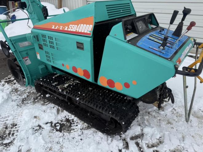 除雪機タカキタ SSB4000D 40馬力 大型ディーゼル除雪機
