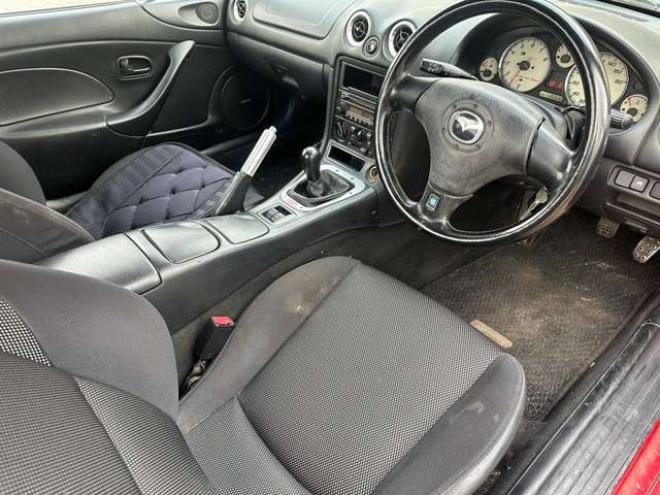 ロードスター1.8 S　6速MT　ハードトップ 2WD 1800