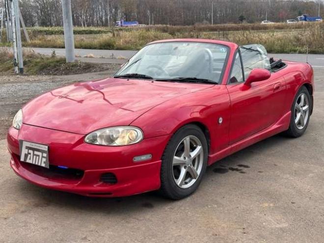 ロードスター1.8 S　6速MT　ハードトップ 2WD 1800