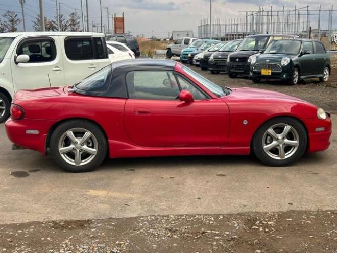 ロードスター1.8 S　6速MT　ハードトップ 2WD 1800