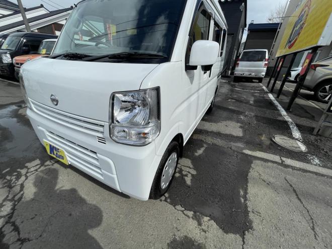 NV100クリッパーNV100クリッハ゜ー 4WD GX TURBO寒冷地仕様　本州仕入　検2付　TURBO ブレーキアシスト　フルセグナビ　Bluetooth　リアヒーター　etc ＶＳＣ　キーレス　バイザー　スタットレス付 4WD 660 5Dr