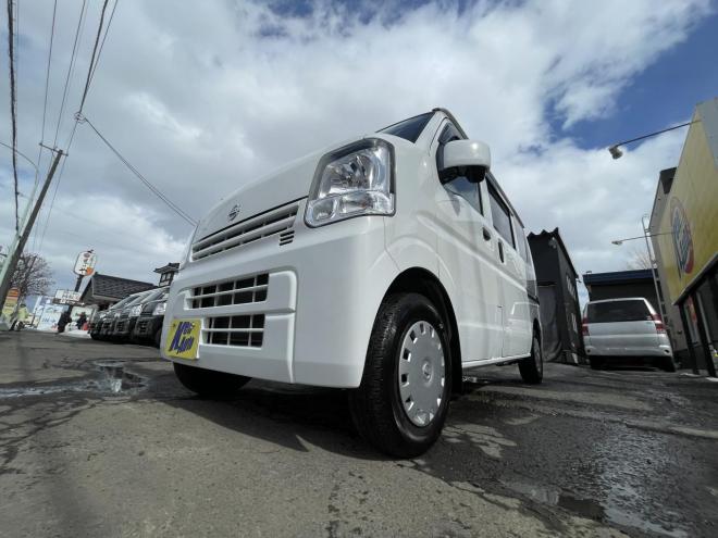 NV100クリッパーNV100クリッハ゜ー 4WD GX TURBO寒冷地仕様　本州仕入　検2付　TURBO ブレーキアシスト　フルセグナビ　Bluetooth　リアヒーター　etc ＶＳＣ　キーレス　バイザー　スタットレス付 4WD 660 5Dr