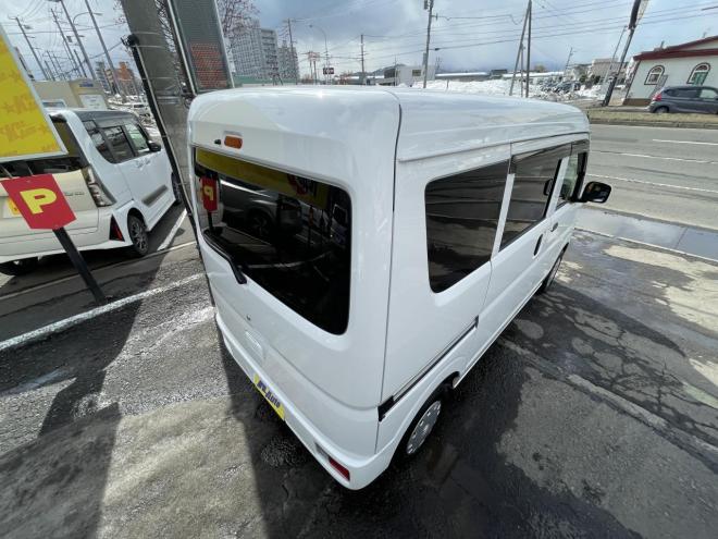 NV100クリッパーNV100クリッハ゜ー 4WD GX TURBO寒冷地仕様　本州仕入　検2付　TURBO ブレーキアシスト　フルセグナビ　Bluetooth　リアヒーター　etc ＶＳＣ　キーレス　バイザー　スタットレス付 4WD 660 5Dr