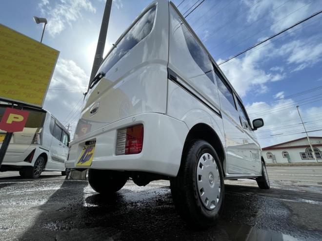 NV100クリッパーNV100クリッハ゜ー 4WD GX TURBO寒冷地仕様　本州仕入　検2付　TURBO ブレーキアシスト　フルセグナビ　Bluetooth　リアヒーター　etc ＶＳＣ　キーレス　バイザー　スタットレス付 4WD 660 5Dr