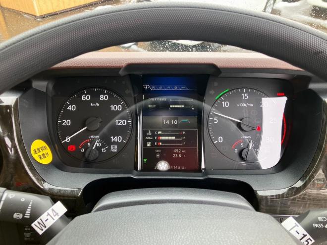 プロフィア未使用　4段ラジコンクレーン車　セルフローダー　重機運搬車ウインチ付　大型トラック　nht