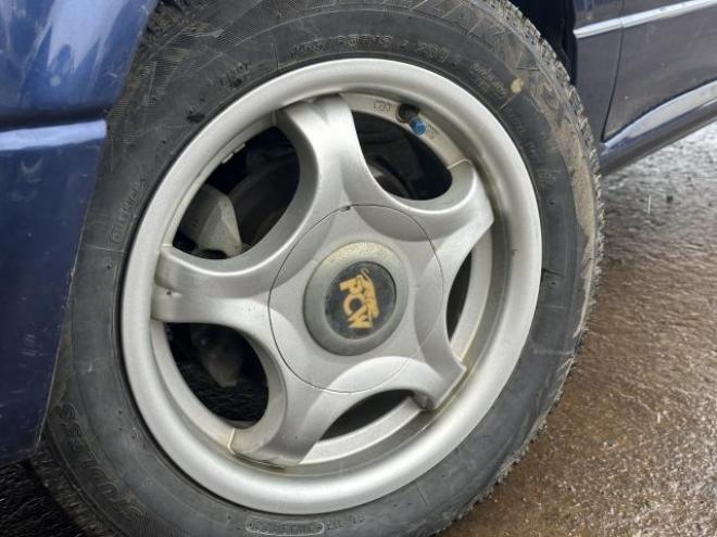ミラ5ドア660 リカ 4WD 4名 660 5Dr