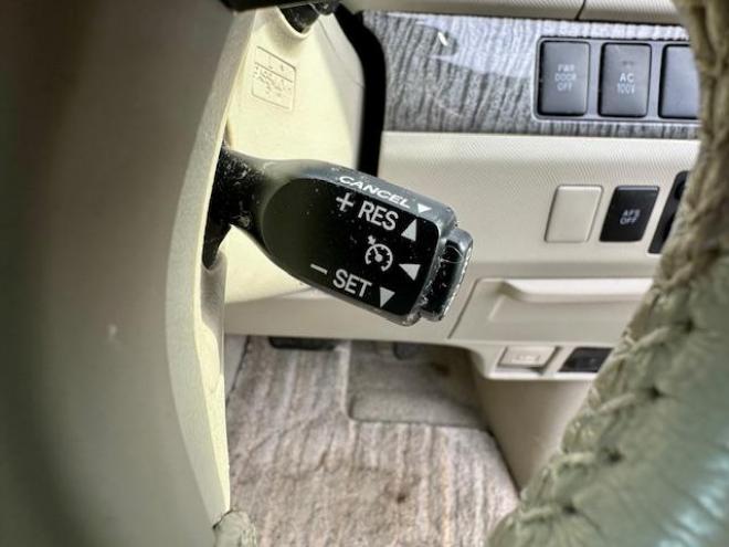 エスティマハイブリッドハイブリッド2.4Ｘ　7人乗り　４ＷＤ　ナビTV・Bカメラ・フリップダウンM・Bluetooth 4WD 2400 5Dr