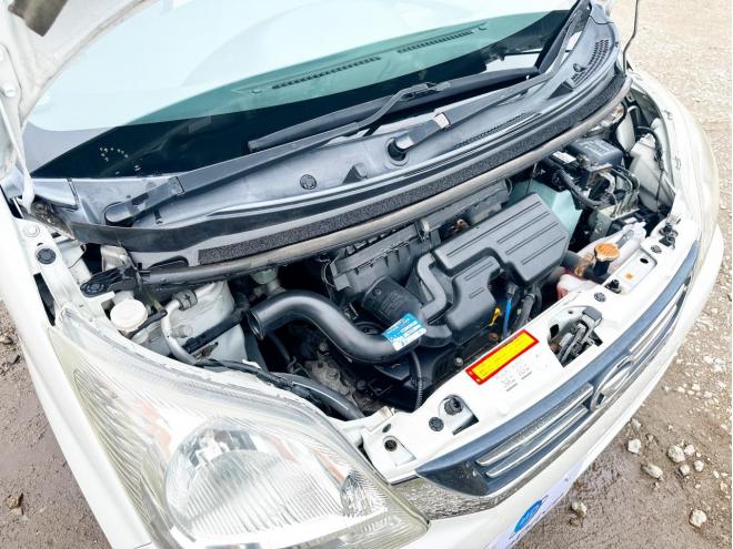 ムーヴ660Xスペシャル 4WD　ローンが不安な方＜優遇ローン＞1年保証　寒冷地仕様　純正オーディオ 4WD 660 5Dr