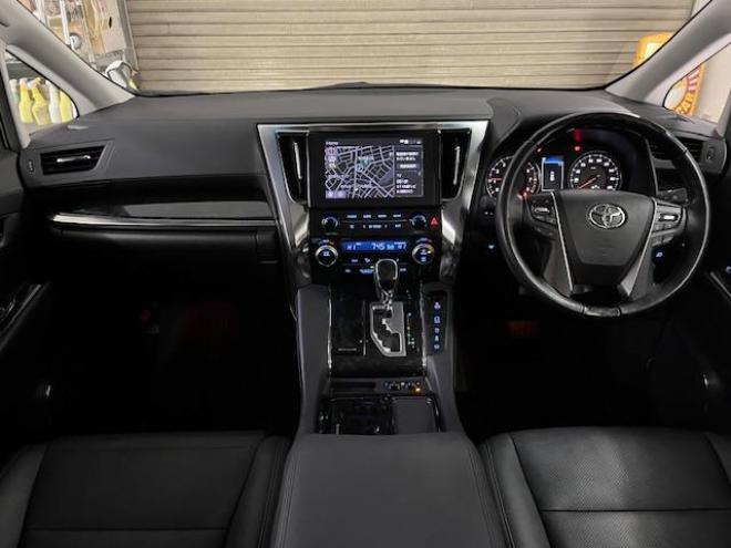 アルファードＳ　Ｃパッケージ後期型　本州仕入　ワンオーナー　寒冷地仕様　禁煙車　プリクラッシュ　レーダークルーズ　パーキングサポートブレーキ　レーントレーシング　純正１８インチＡＷ　社外１７ＡＷ＋スタッドレスタイヤ付　純正ナビ（フルセグ地デジ　Ｂｌｕｅｔｏｏｔｈ）＋バックカメラ　両側パワースライドドア　パワーバックドア　純正ブラックレザーシート　電動オットマン　三眼ＬＥＤヘッドライト　前後ドライブレコーダー　両席シートヒーター＆クーラー 4WD 2500 5Dr