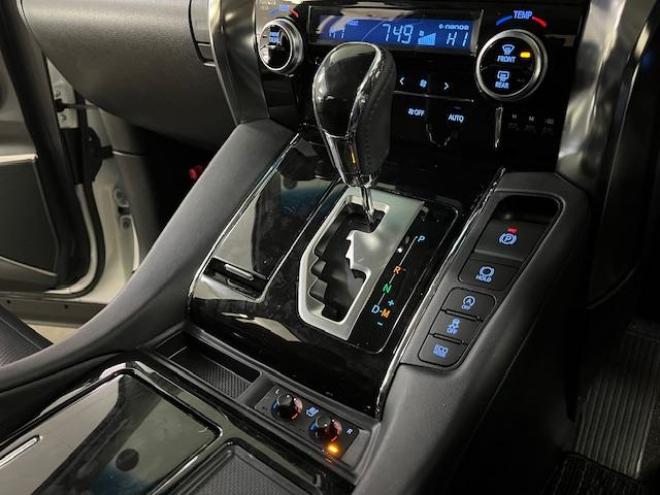 アルファードＳ　Ｃパッケージ後期型　本州仕入　ワンオーナー　寒冷地仕様　禁煙車　プリクラッシュ　レーダークルーズ　パーキングサポートブレーキ　レーントレーシング　純正１８インチＡＷ　社外１７ＡＷ＋スタッドレスタイヤ付　純正ナビ（フルセグ地デジ　Ｂｌｕｅｔｏｏｔｈ）＋バックカメラ　両側パワースライドドア　パワーバックドア　純正ブラックレザーシート　電動オットマン　三眼ＬＥＤヘッドライト　前後ドライブレコーダー　両席シートヒーター＆クーラー 4WD 2500 5Dr